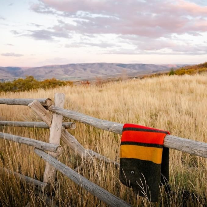 Arcturus Rainier Wool Blanket - Image 8