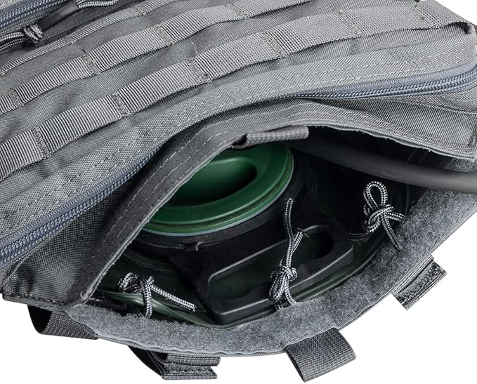 EXCELLENT ELITE SPANKER Tactical MOLLE Hydration Pack - Image 4