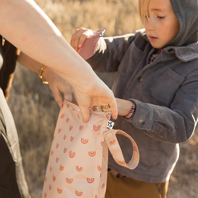 Tiny Twinkle Mess Proof Wet Bags | 2-Pack Reusable Waterproof Wet Bags - Image 7