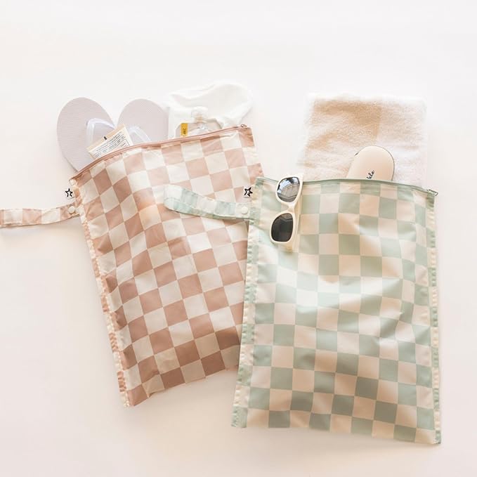 Tiny Twinkle Mess Proof Wet Bags | 1-Pack Reusable Waterproof Wet Bags - Image 4