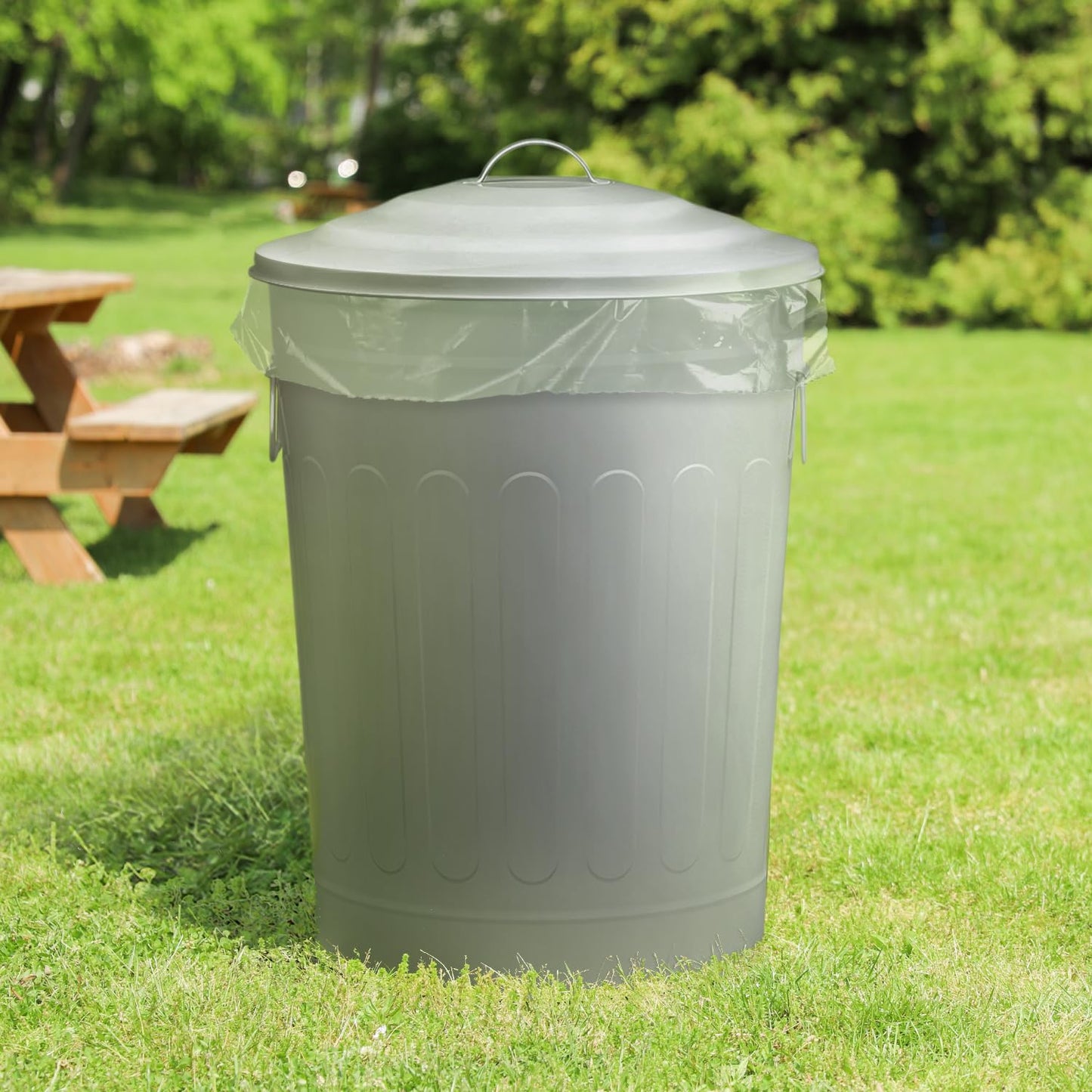 Plexon Round Trash Can 13 Gallon, Vintage Metal Outdoor Trash Can with Lid, Retro Farmhouse Garbage Container, Old School Modern Ash Bucket, Gray