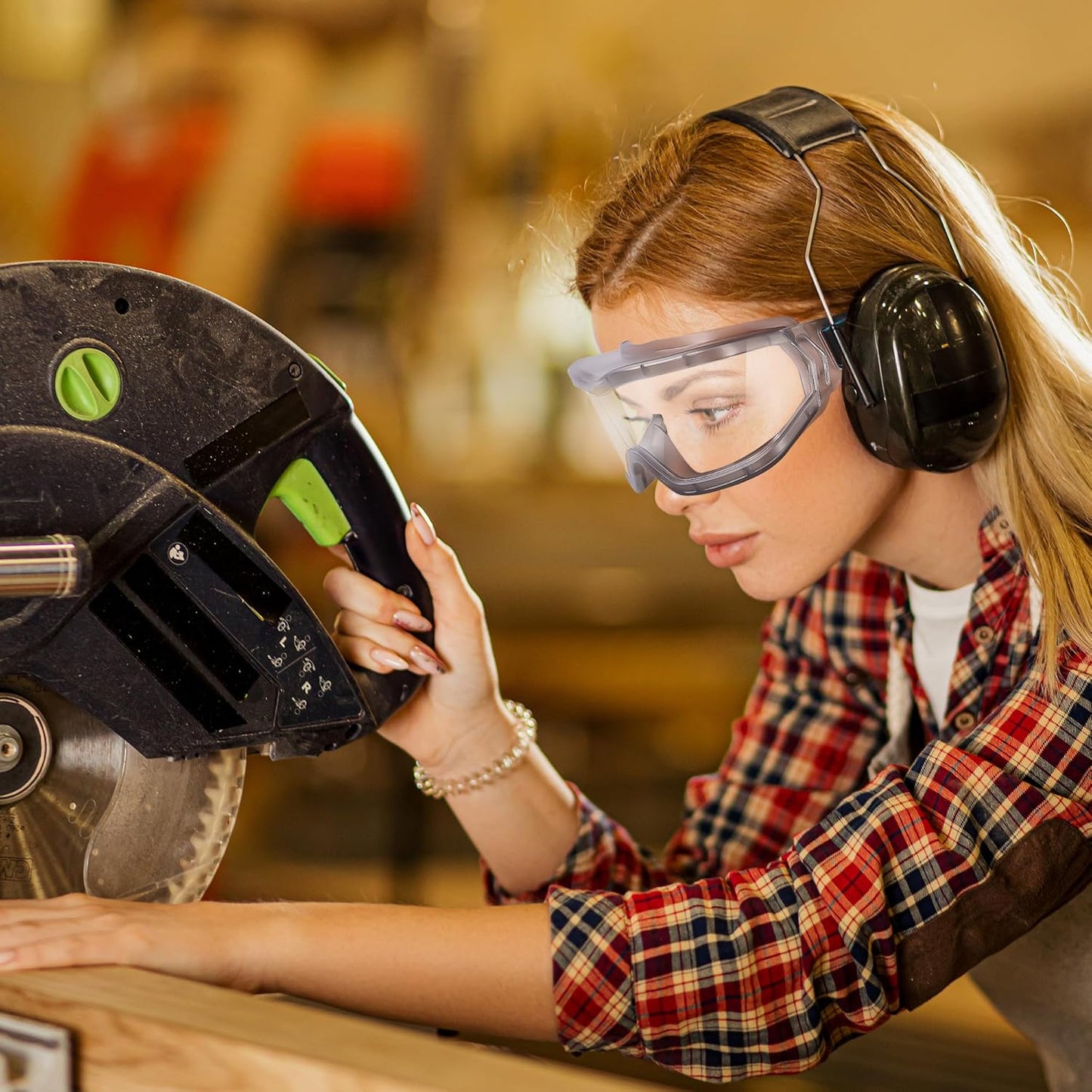 Chemistry Lab Safety Goggles,that Fit Over Glasses,Scientific, Construction, Woodworking, Anti-Fog,Splash,Vent