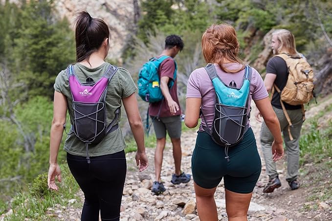 Teton Oasis/Trailrunner Hydration Backpack – Lightweight Water Pack - Image 4