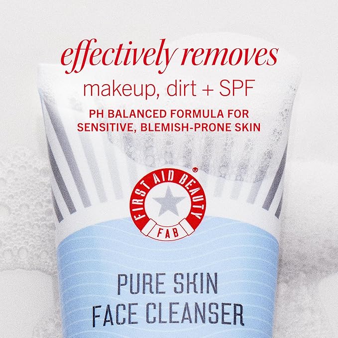 First Aid Beauty Face Faves Kit - Image 3
