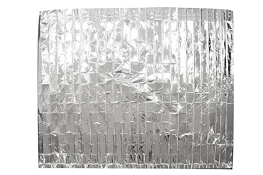 Primacare CB-6831 Emergency Mylar Thermal Foil Blanket, Lightweight and Durable - Image 4